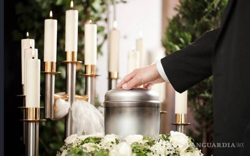 Las cenizas de los muertos no deben exhibirse, ni lanzarse al mar: Iglesia