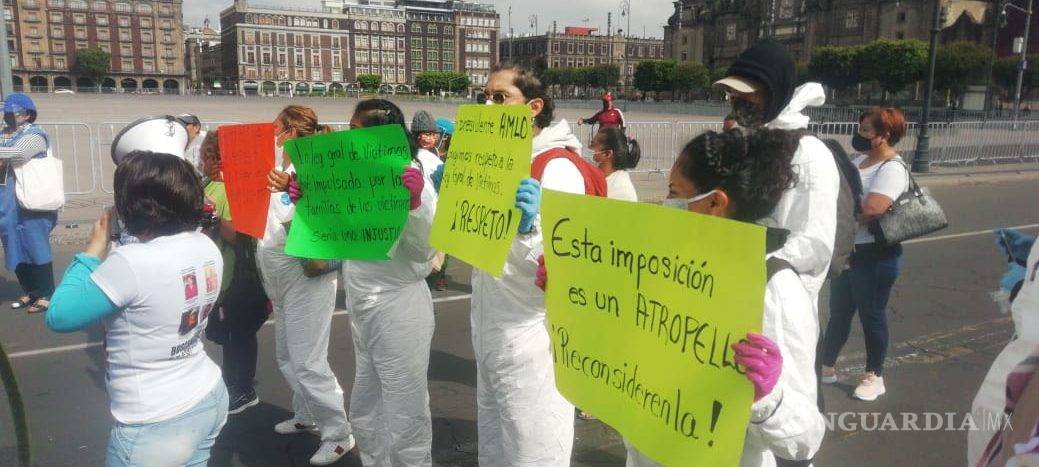 $!Familiares de desaparecidos protestan contra recorte de presupuesto