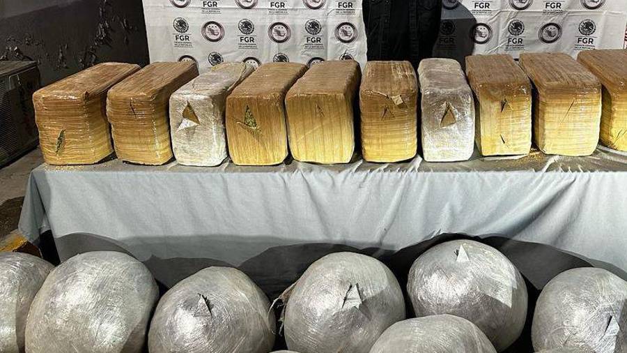 La droga que incautó la Fiscalía General de la República dio un peso de más de 200 kilos y por los hechos se investiga a un hombre