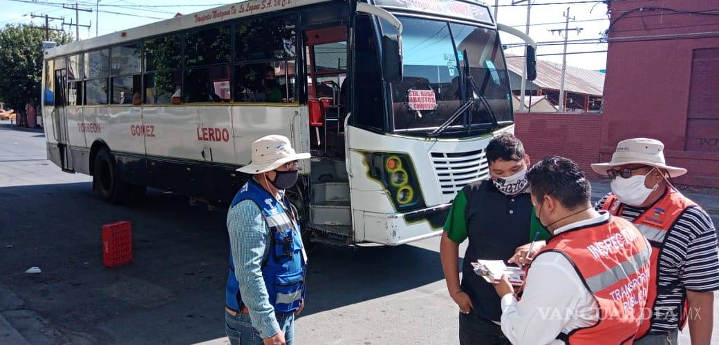 $!Ayuntamiento de Torreón mantiene filtros sanitarios en el transporte público