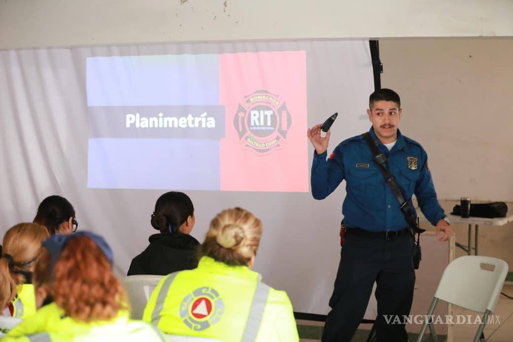 $!Instructores saltillenses con certificación internacional en Rescate y Supervivencia para Bomberos están a cargo de las actividades.