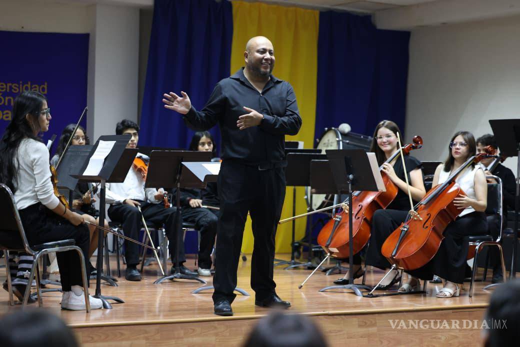 $!Integrantes de los Ensambles Instrumentales de la Universidad Autónoma de Coahuila ofrecerán el concierto de clausura de su ciclo académico como parte de las actividades culturales de la FINA 2026.