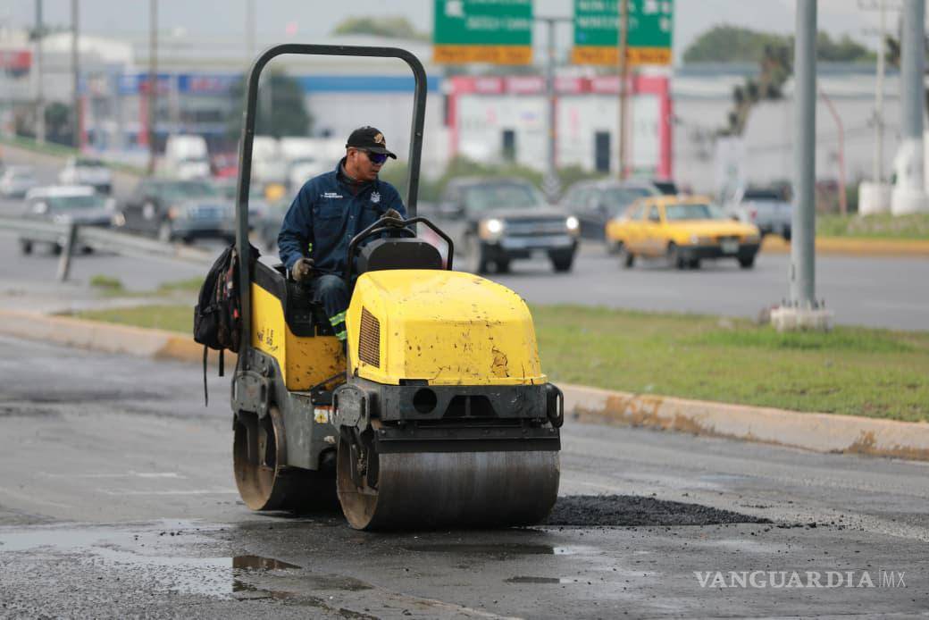 $!A través del asistente virtual “Saltillo Fácil”, los habitantes pueden reportar calles con pavimento deteriorado al 844-160-08-08.