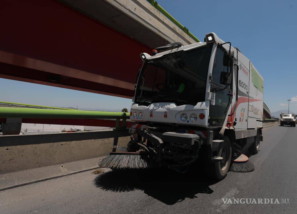 $!Saltillo activa brigadas para darle nueva cara a sus calles y vialidades.