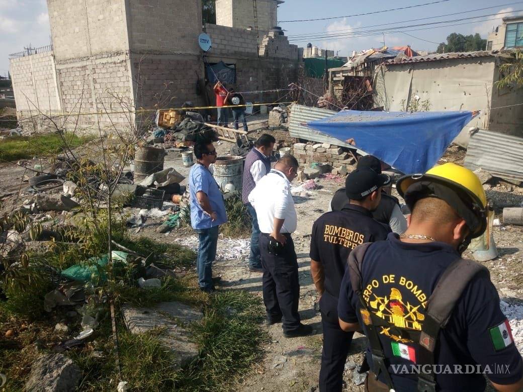 $!Estalla taller clandestino de pirotecnia en Tultepec, hay dos muertos