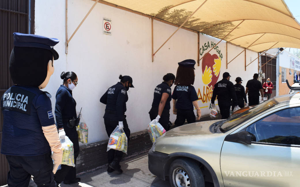 $!Seguridad Pública entrega apoyo alimentario a Casa Abrázame en Torreón