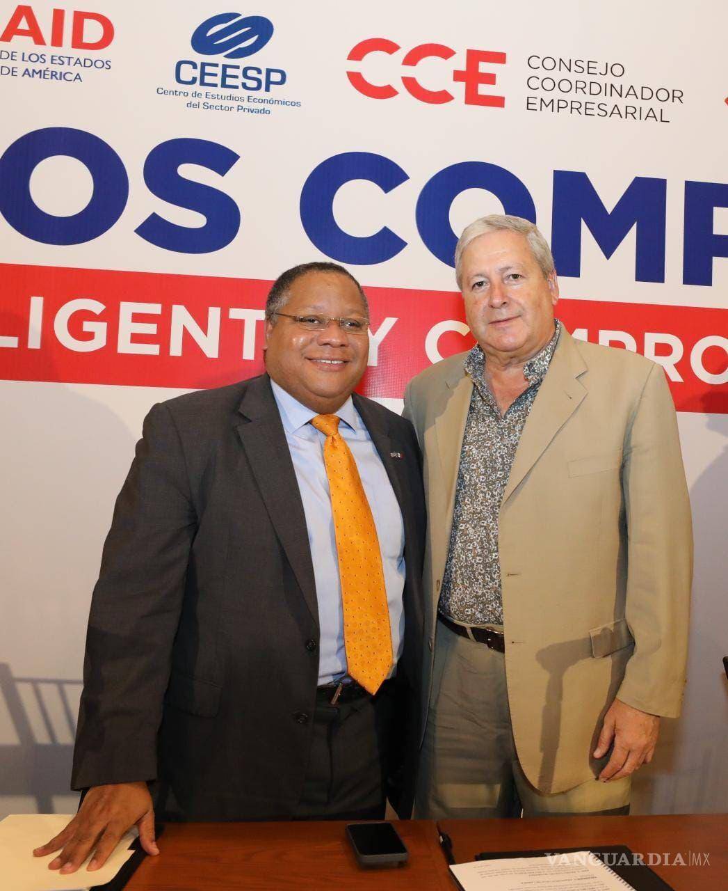 $!Fraustro dijo que la firma de este acuerdo con el Centro de Estudios Económicos del Sector Privado representa la vinculación, la articulación de esfuerzos y de trabajo que son muy importantes para la ciudad.