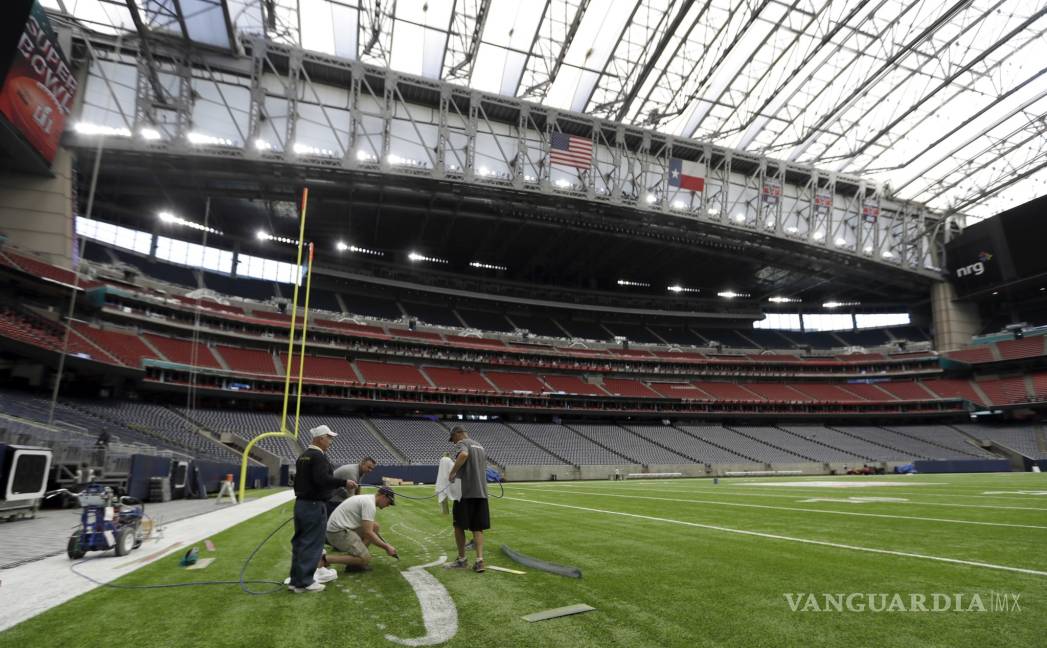 $!Comienzan los preparativos para el Super Bowl LI en el NRG Stadium de Houston