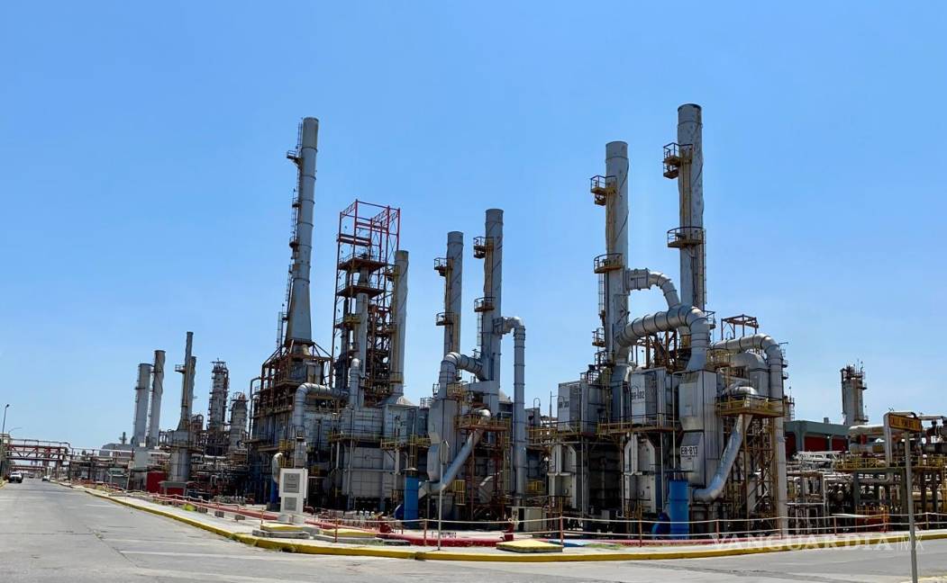Cumple 47 años la Refinería Cadereyta, NL, encargada de abastecer a Coahuila, Chihuahua, Tamaulipas, Durango y Zacatecas
