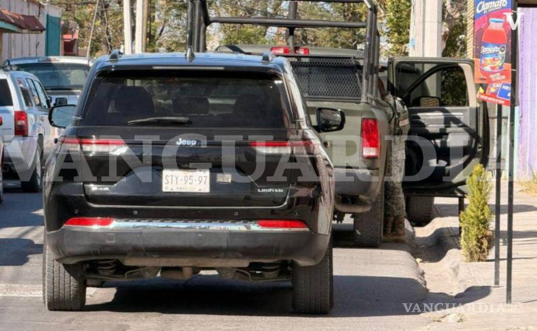 $!Las autoridades localizaron una pistola calibre .380, presuntamente utilizada para cometer el homicidio.