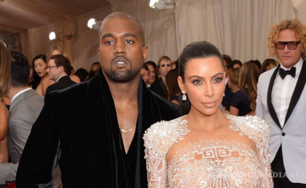 $!Durante su relación con Kim Kardashian, Kanye dictaba la forma en que ésta debería vestirse.