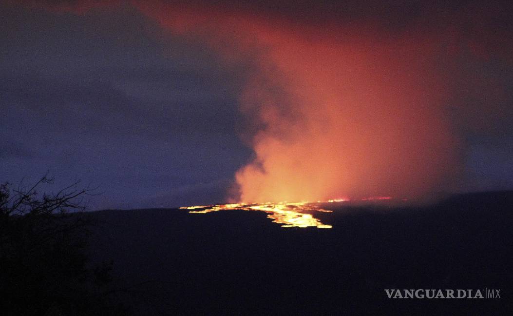 Volcán de Mauna Loa, el más activo del mundo, entra en erupción en Hawai