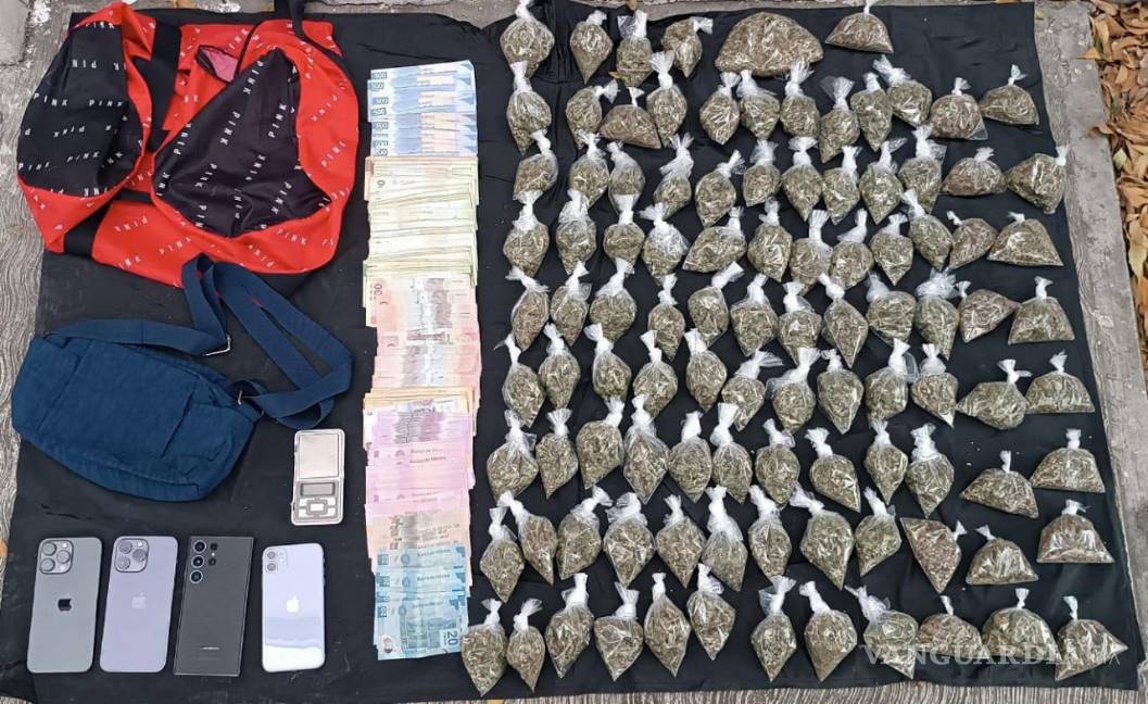 Detiene Fuerza Civil a 4 con drogas y dinero en efectivo en Monterrey