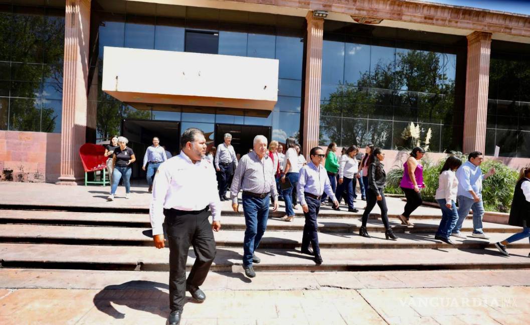 $!Alberto Antonio Neira Vielma, director de Protección Civil y Bomberos, agradeció el apoyo del alcalde Chema Fraustro y reconoce el trabajo del personal de la dirección.