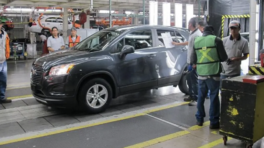 El sector automotriz es uno de los principales motores de inversión y generación de empleo en el estado.