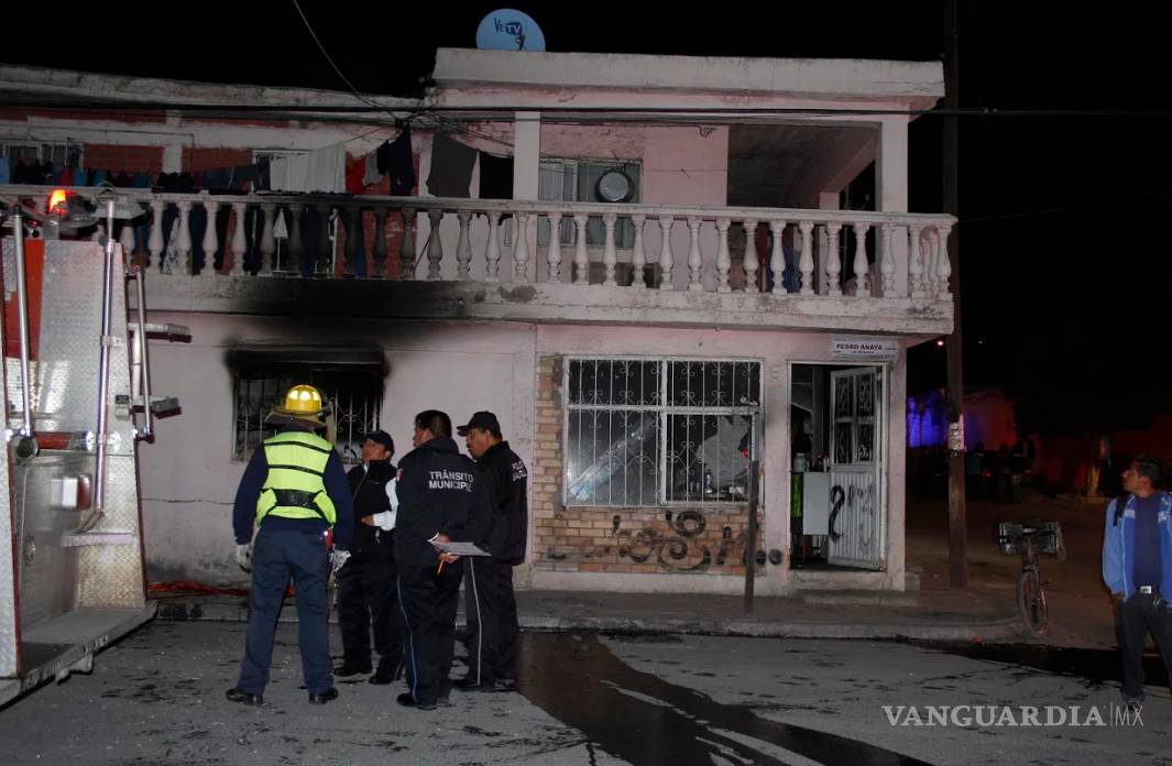 $!Por celos, hombre lanza bombas molotov a la casa de su ex pareja en Saltillo