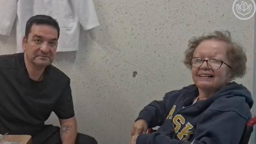 Judith Sánchez García, de 67 años, fue intervenida con cirugía robótica en el Hospital Regional del ISSSTE en Saltillo tras un diagnóstico temprano de cáncer de endometrio.