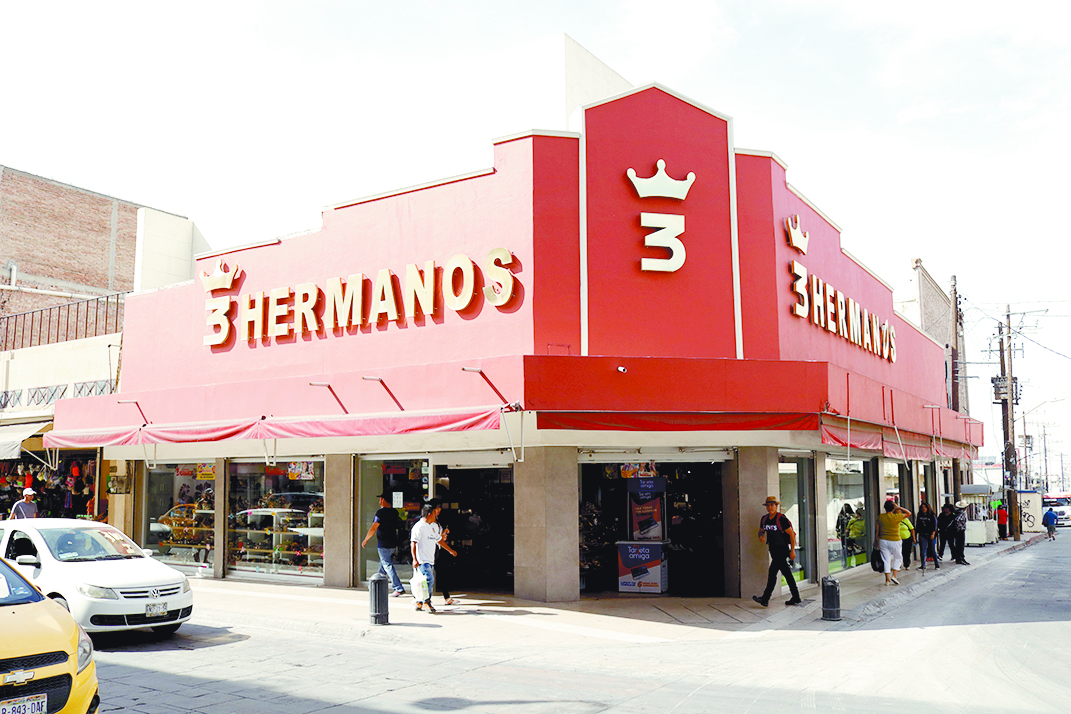 $!Reabren comercios de Saltillo pese a cuarentena de COVID-19; 'no tienen ni para pagar la nómina', dicen