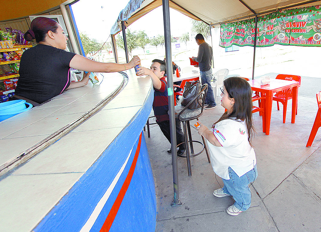 $!La enorme y orgullosa pequeñez; avanzan pasito a pasito