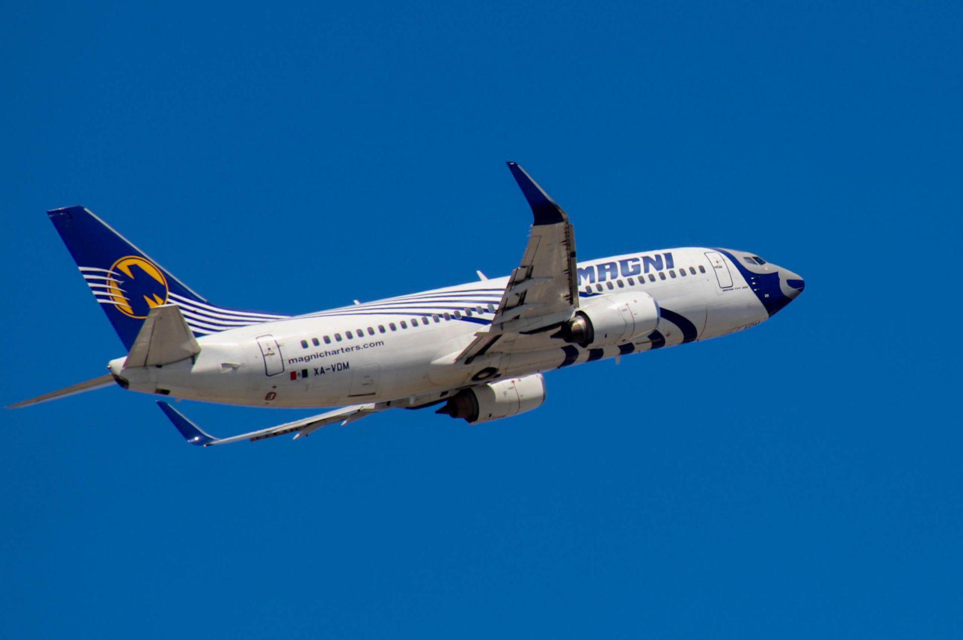 La aerolínea Magnicharters promovió una demanda voluntaria de concurso mercantil, a poco más de un mes de que cesó operaciones por insolvencia financiera.