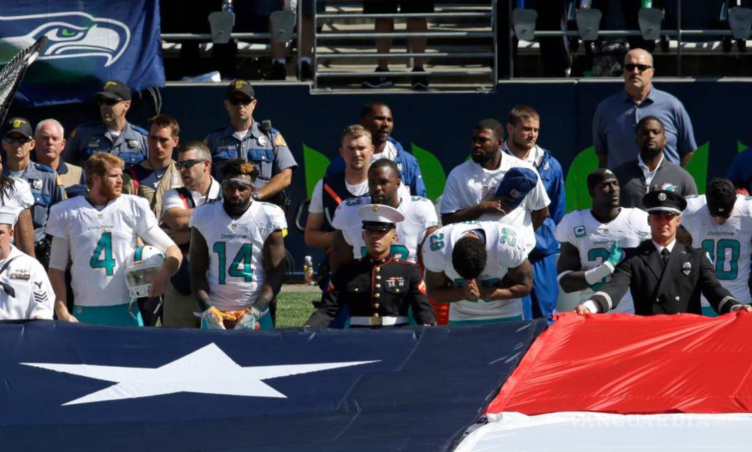 $!Tensión racial en EU se evidencia en protestas de jugadores de NFL