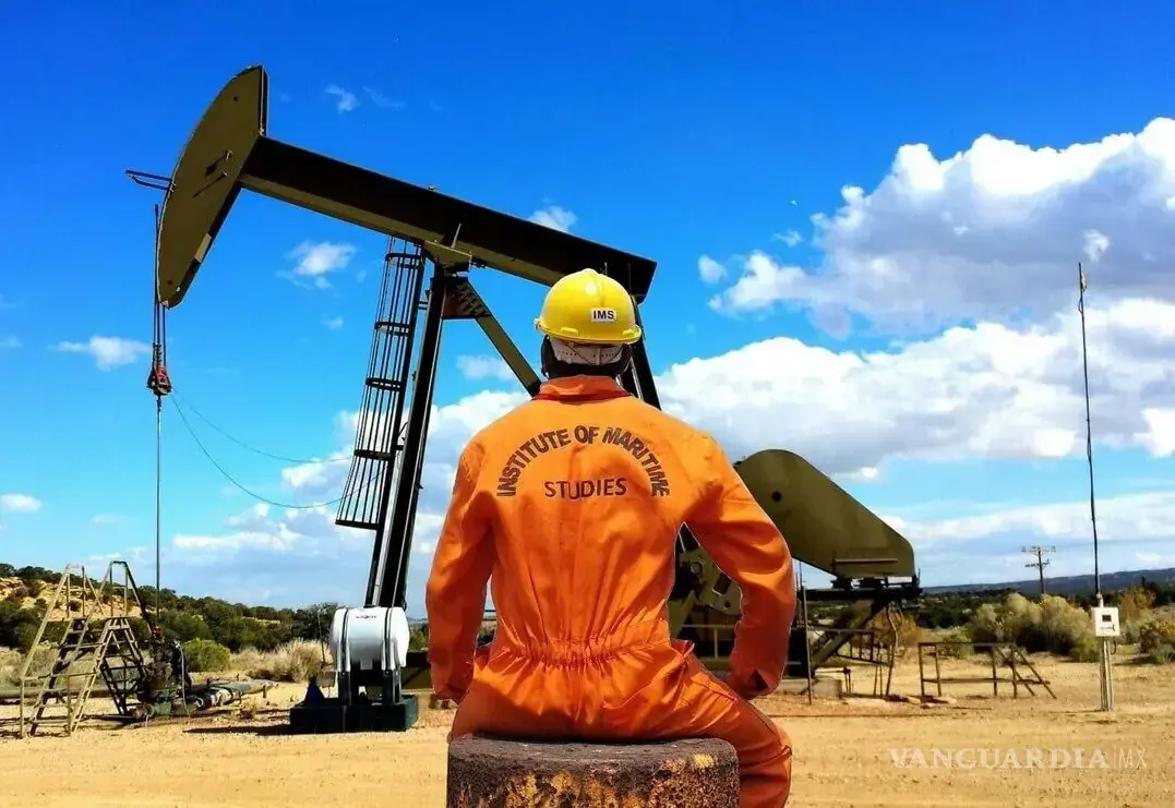 $!“El uso del fracking es pretender tapar un pozo abriendo uno más grande”, dice Alejandro Dávila.