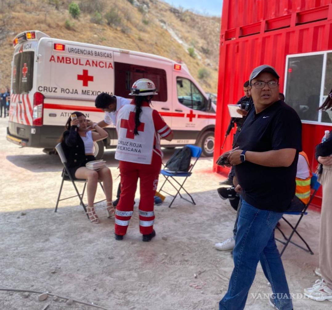 $!Una avioneta cayó en Atizapán, Edomex, no hay heridos ni daños graves