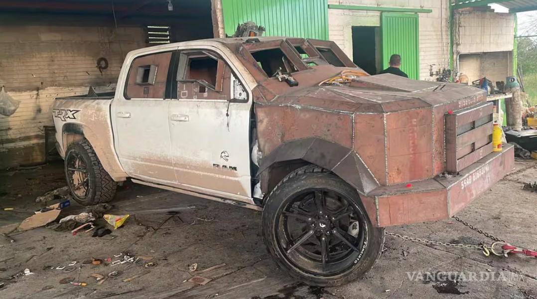 $!Decomisan cuatro vehículos tipo ‘monstruo’ en Sonora