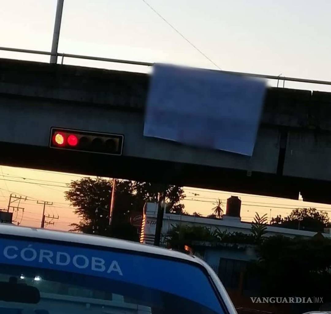 $!Aparece la primera narcomanta dirigida a AMLO... Cártel Jalisco Nueva Generación pide investigar a gobernador de Guerrero