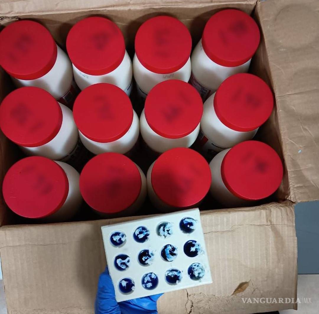 $!Los botes de manteca vegetal con droga fueron asegurados.