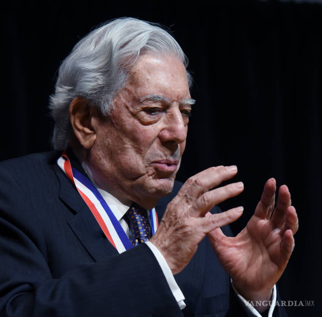$!Otorga la Biblioteca del Congreso de EU a Vargas Llosa el Living Legend Award
