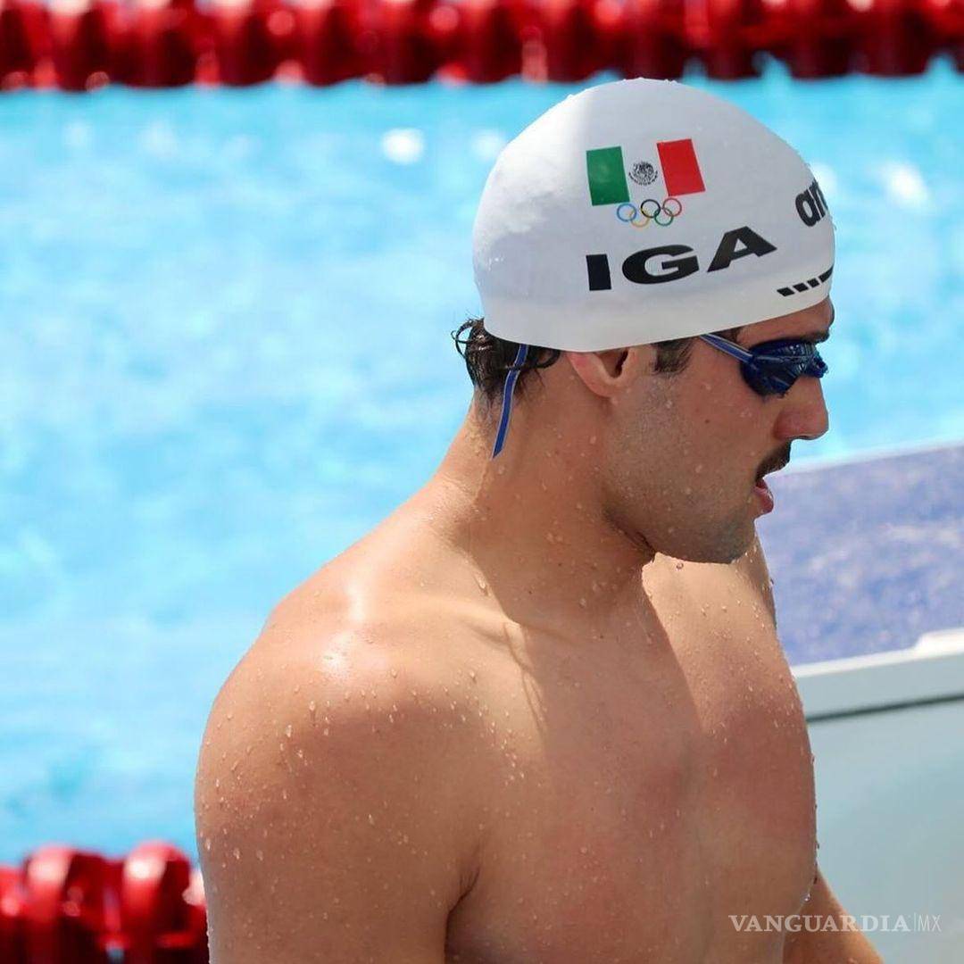 $!El nadador Jorge Iga dio su máximo esfuerzo en los 200 metros libres.