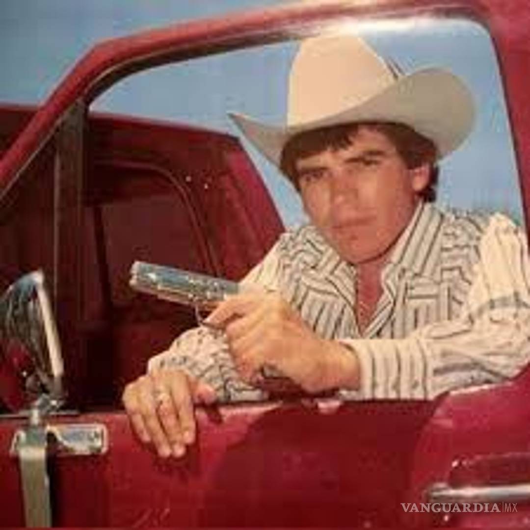 $!El día en que Chalino Sánchez, 'pionero del narcocorrido', se agarró a tiros en el escenario, fue baleado... ¡pero sobrevivió!