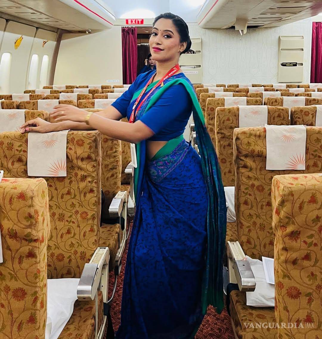 $!¿Quién era Roshni Songhare? Auxiliar de vuelo e influencer de 27 años que murió en el vuelo AI171 de Air India