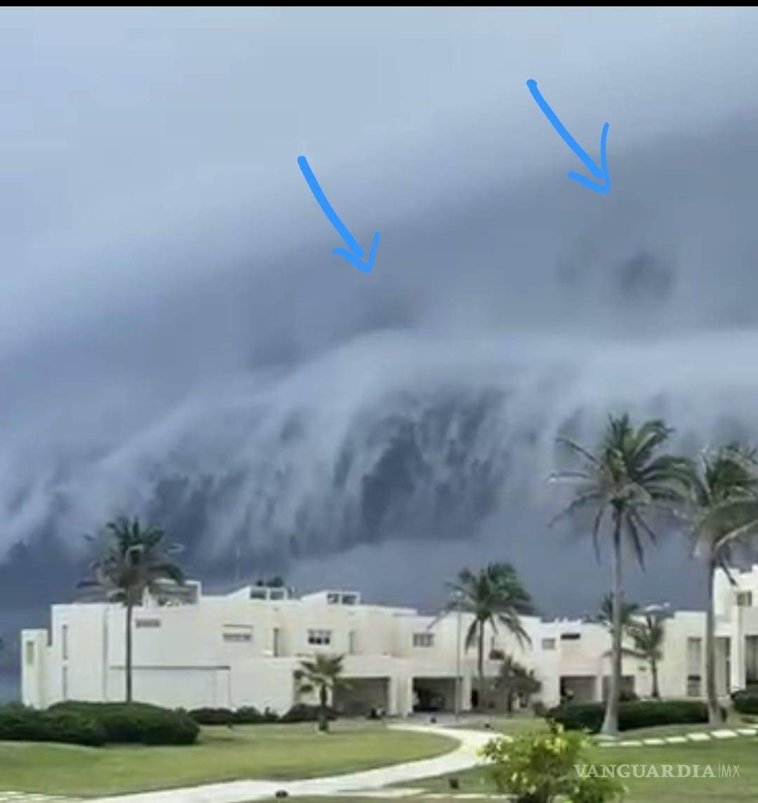 $!¡Sí había OVNIs en misteriosa nube!... captan extraños objetos en Tamaulipas (video)