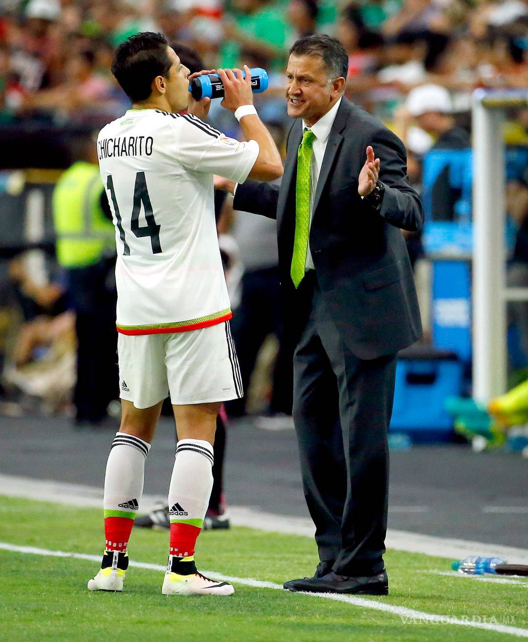 $!Rotaciones de Osorio motivan a futbolistas y alteran a cronistas