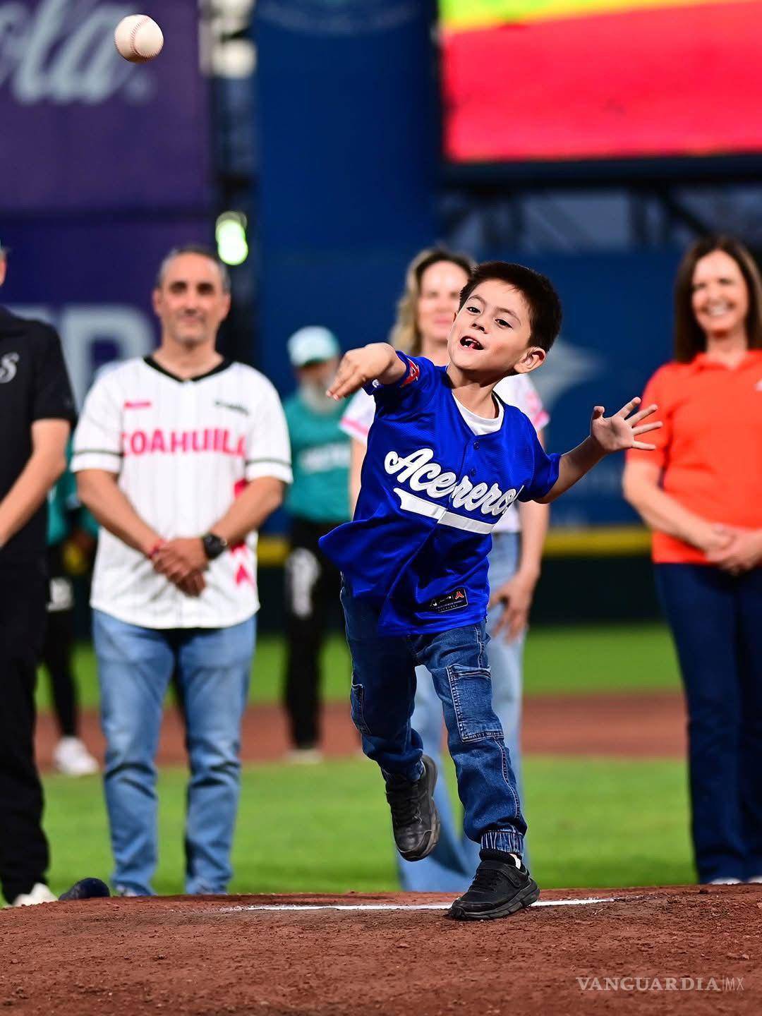 $!La iniciativa contempla apoyar a niñas y niños que requieren implantes cocleares o de conducción ósea.
