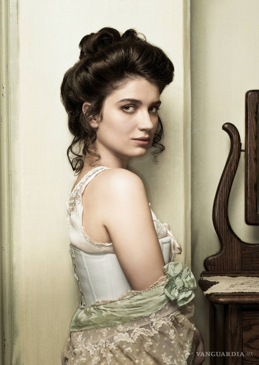 $!Eve Hewson, el esplendor de una estrella