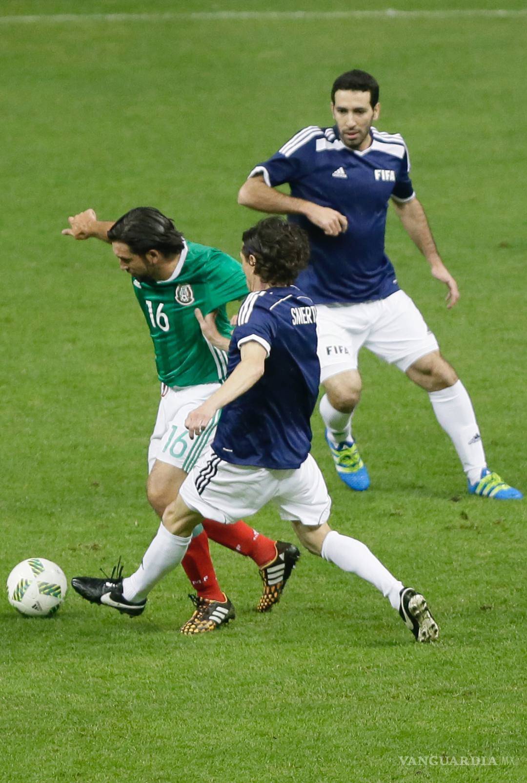 $!Brilla el Estadio Azteca con duelo de leyendas y goles de Figo