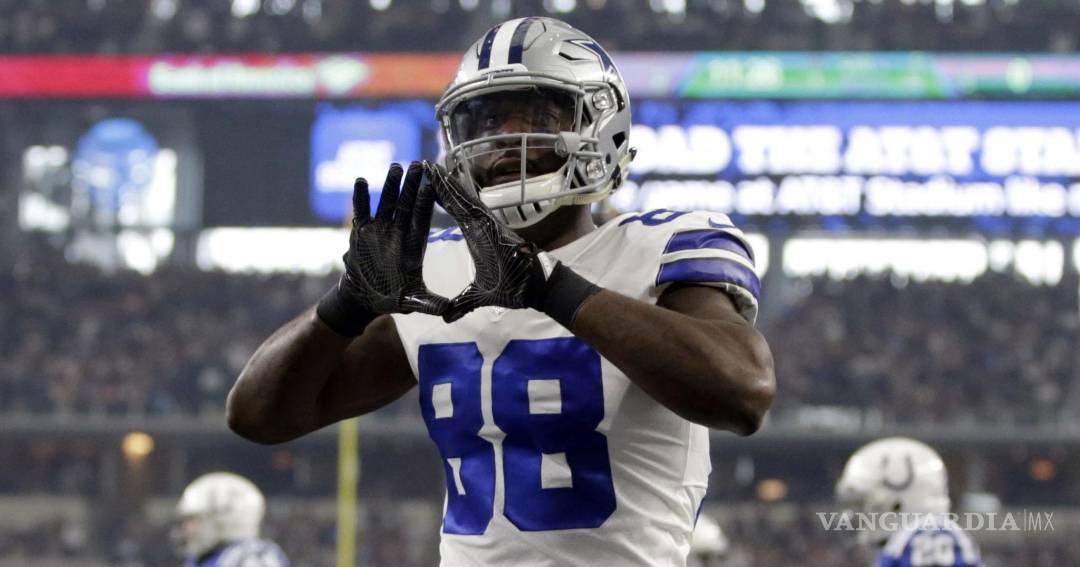 $!Dez Bryant apunta al cielo, tendrá una oportunidad con los Saints