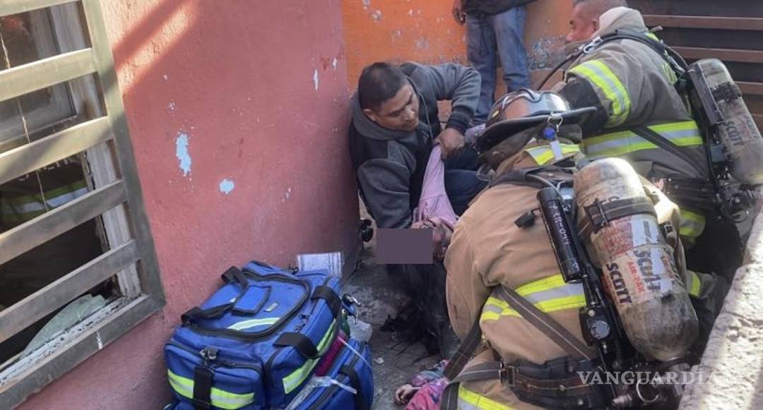 $!Un incendio en la calle José María Bocanegra dejó como resultado la pérdida de una niña de 3 años y hermanos en estado crítico.