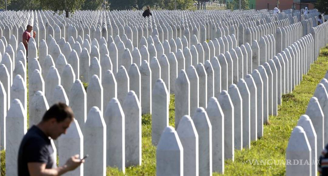 $!25 años después los bosnios no pueden cerrar la herida y el dolor por el genocidio de Srebrenica