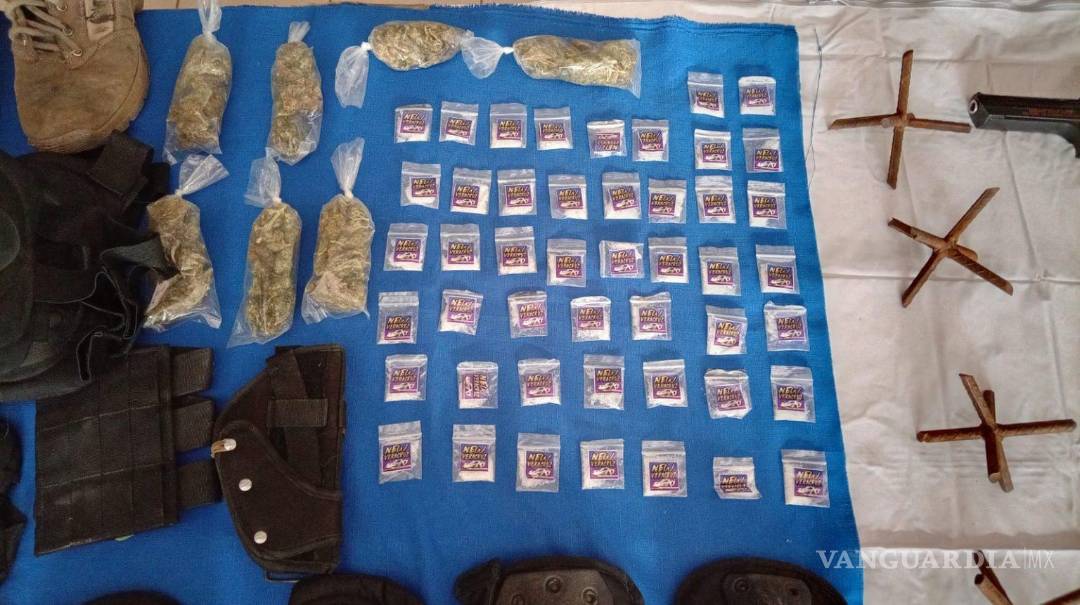 $!Fiscalías de Oaxaca y Veracruz desarticulan casa de seguridad del grupo ‘El Trige’; detienen a 2