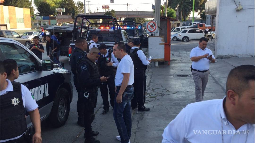 $!Intento de asalto activa código rojo en Saltillo; ladrones lograron huir