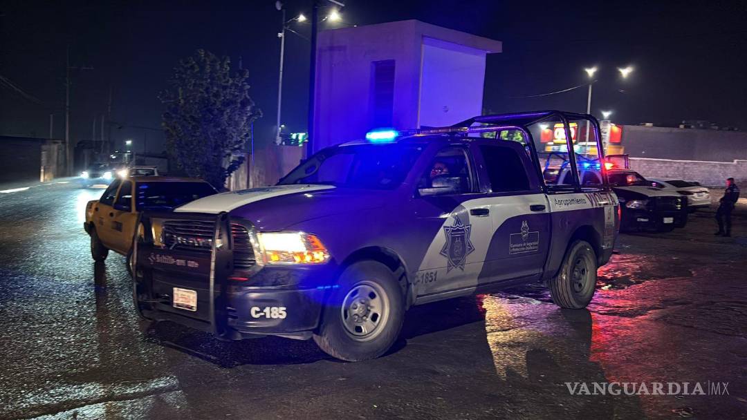 $!Una intensa movilización policiaca se desplegó tras la llamada de emergencia al 911.