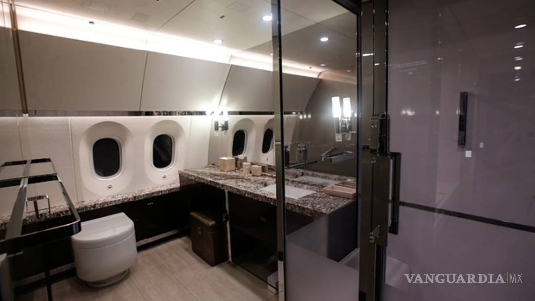 $!Así es el avión presidencial que venderá AMLO (fotos)