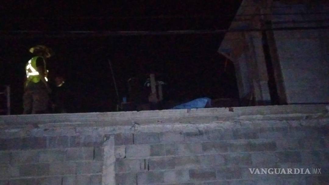 $!Elementos de la Policía Municipal fueron las primeras en llegar al lugar y quienes tomaron conocimiento de los hechos. FOTO: YAEL MTZ.