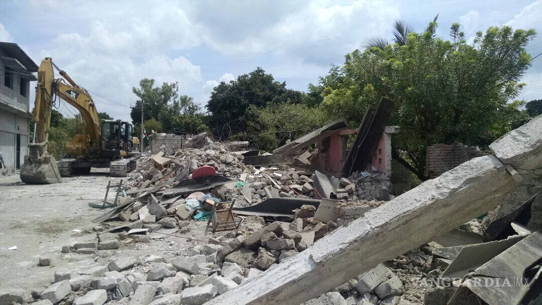 $!“Zona de guerra”: Así describen a Jojutla los afectados por el sismo en Morelos