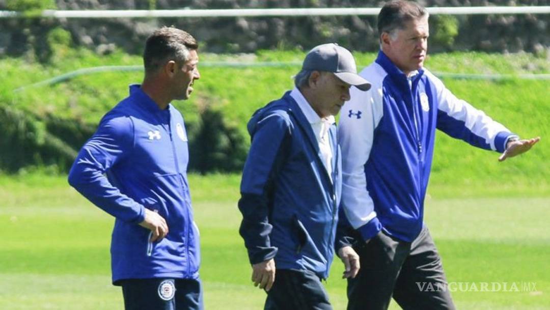 $!Presidente del Cruz Azul es acusado por desvíos millonarios