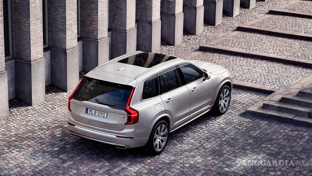 $!El Volvo XC90 se actualiza para ser más eficiente, más seguro y conectado